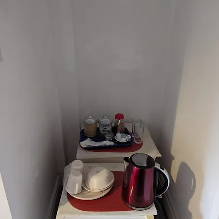 House Leeds (West Yorkshire)